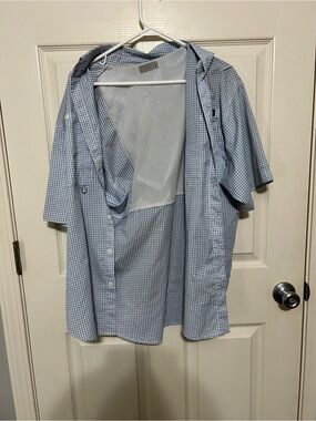 Columbia Light Blue Gingham Short-Sleeve Button-Down Shirt